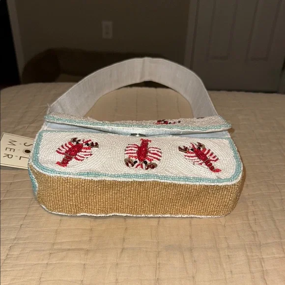 MADE IN INDIA VIRAL BEADED LOBSTER BAG!!! 🦞 - Picture 3 of 5